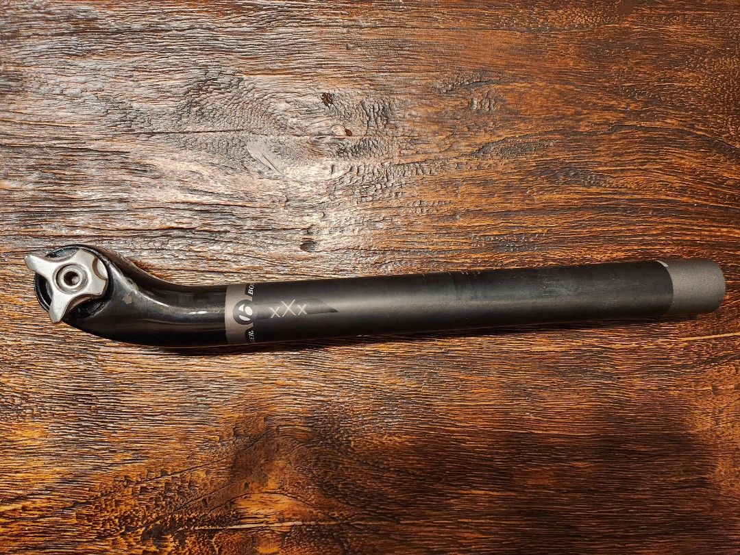 Bontrager XXX 31.6mm carbon seatpost Sports Equipment Bicycles Parts Parts Accessories on Carousell