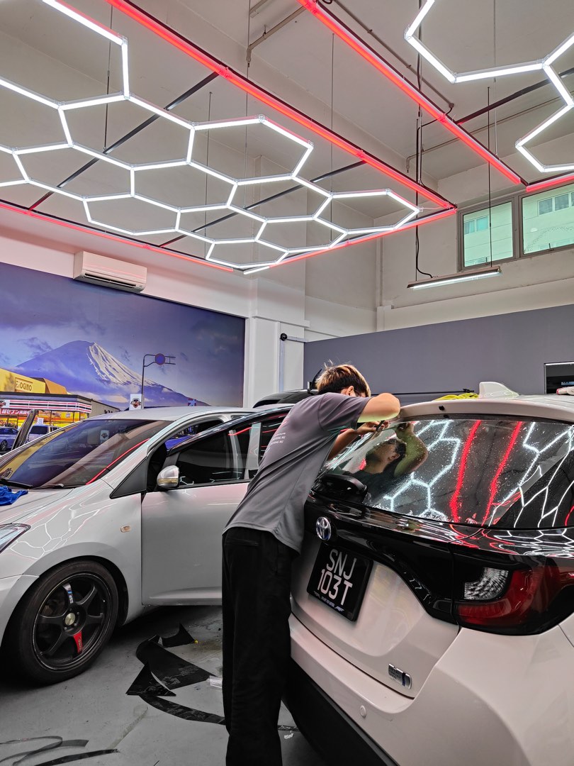 Car tinted , lorry , office,house tinting Hiace , van tinting , window