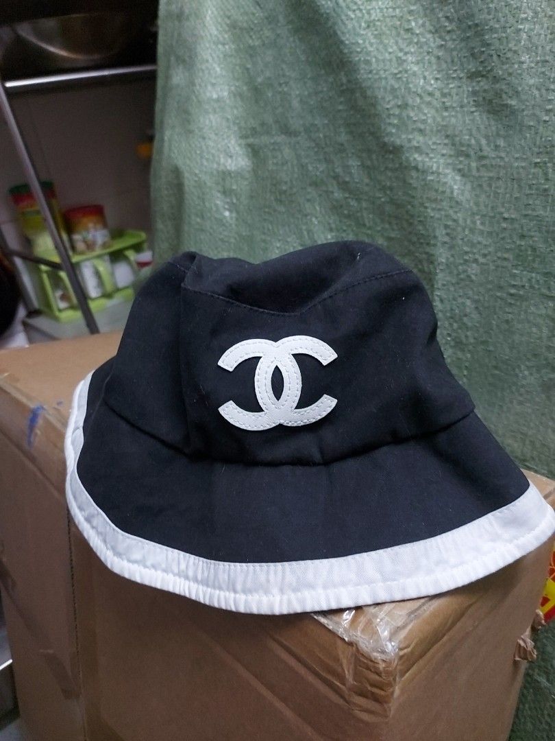 Chanel 帽, 女裝, 手錶及配件, 帽- Carousell