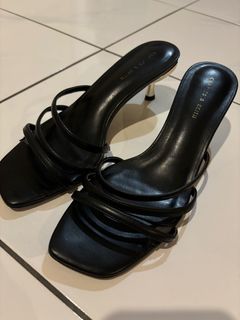 (Category: ) located in . Submitted by shaespreloved (Listing ID 1304401350, Image 1). Description: .