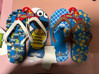 Cookie monster flip flops discount