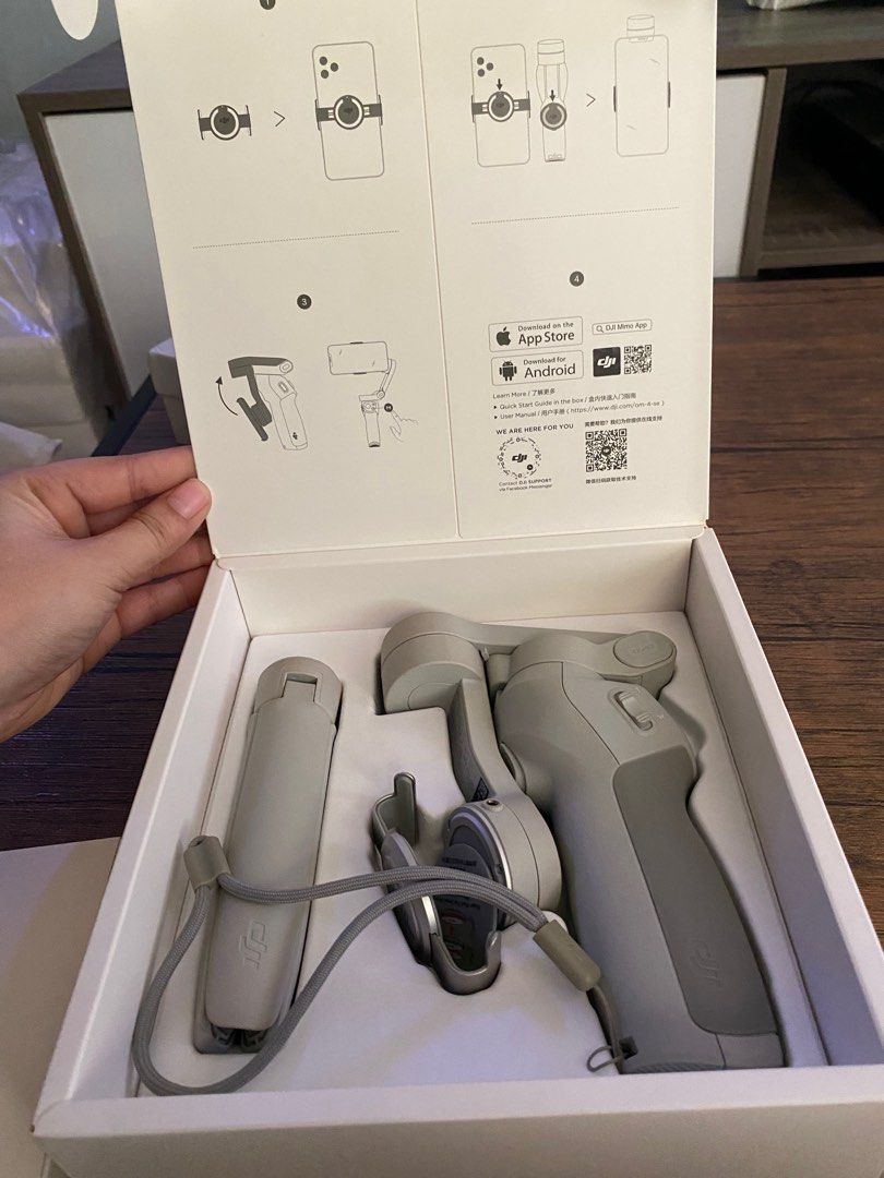 DJI OM 4 SE Gimbal (Category: Gimbals & Stabilizers ) located in Pasig City. Submitted by prelovedby.sy (Listing ID 1304305757, Image 2). Description: Selling this gimbal for only ₱4,000 - Complete set - Like new condition - Di na nagagamit, naka tambak lang sa bahay hehe. - twice lang natry gamitin - For professional picture taking/vlogging/video Location: Pasig.