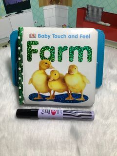 DK Farm Touch & Feel Baby Book