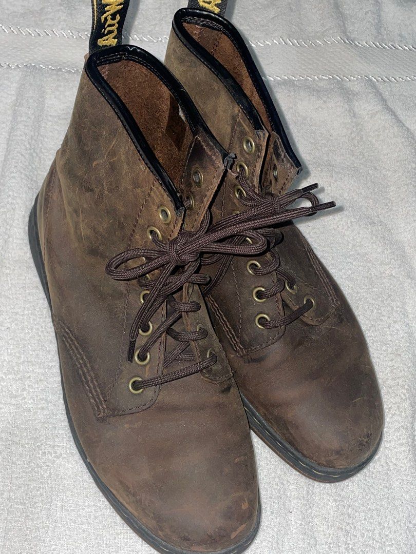 Dr. Martens newton lite crazyhorse leather Women s Fashion Footwear Boots on Carousell