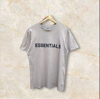 Essential t shirt