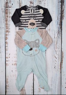 (Category: ) located in . Submitted by amylovegoods (Listing ID 1304301858, Image 1). Description: .