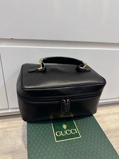 （分類：）位於 。 由 2hand_closet 提交（商品編號 1304304092，圖片 1）。簡介： 。
