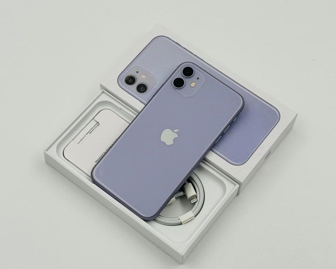 iPhone 11 256gb (Category: iPhone 11 Series) located in Manila. Submitted by TekiCashGadgetsph (Listing ID 1304283178, Image 1). Description: (FU) Open-line, any sim working (worldwide) - Guaranteed original iPhone not fake/copy accessories with box Secondhand Good as new not abused! Presentable •Original Lcd • no issue hidden issues • no apple id / iCloud id • Good batthealth • Good cam front/back • Good Performance • Good face id • Good use / p