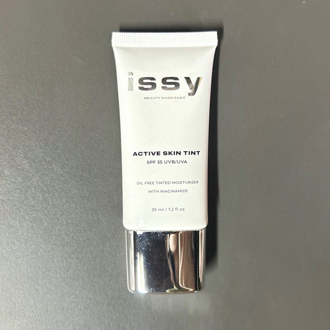 Issy Skin Tint in Vanillé (Category: Makeup) located in Caloocan City. Submitted by escolar (Listing ID 1304426864, Image 1). Description: ISSY Skin Tint in Vanille - 90-95% FULL No box.