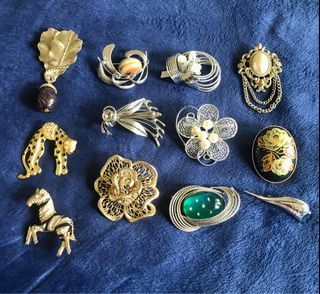 Japan Surplus Sourced Brooches