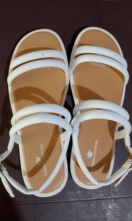 Keddo culture white sandals