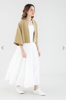 (Category: ) located in . Submitted by shopperholic98 (Listing ID 1304357825, Image 1). Description: .
