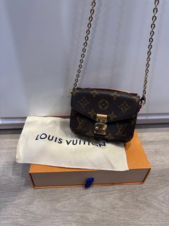 （分類：）位於 。 由 2hand_closet 提交（商品編號 1304304743，圖片 1）。簡介： 。