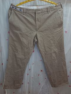 Mens pants dockers size 40 to 42