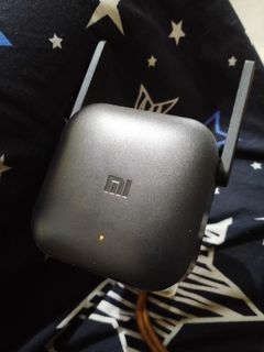 Mi Wi-Fi Range Extender Pro (Xiaomi)