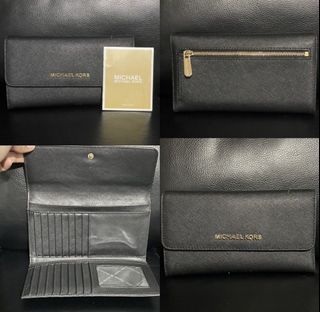 Michael Kors MK trifold wallet