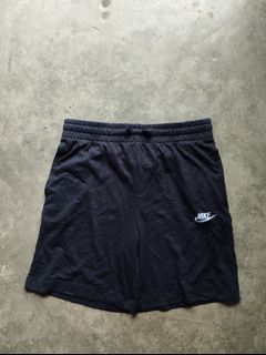 Nike Cotton Short
Size Youth Large
Waist 26-33
Length 17
Very Good Condition
Color rate 9.8/10
Price : 290 + Sf