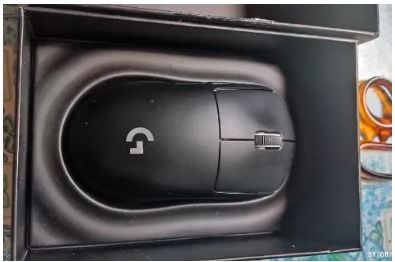 🆕ONHAND‼️ LOGITECH G PRO X SUPERLIGHT WIRELESS GAMING MOUSE (Category: Mouse & Mousepads) located in Manila. Submitted by gigaware (Listing ID 1304306212, Image 1). Description: Game Changer in Your Hand: LOGITECH G PRO X SUPERLIGHT - Precision Unleashed! 📌SPECIFICATIONS ● Brand: Logitech ● Model: PRO X ● Wired/Wireless: Dual mode (Wireless 2.4Ghz, Braided Wired Detachable Type-C) ● Battery Life: 70h ● Available Colors:White, Black ● Number of 