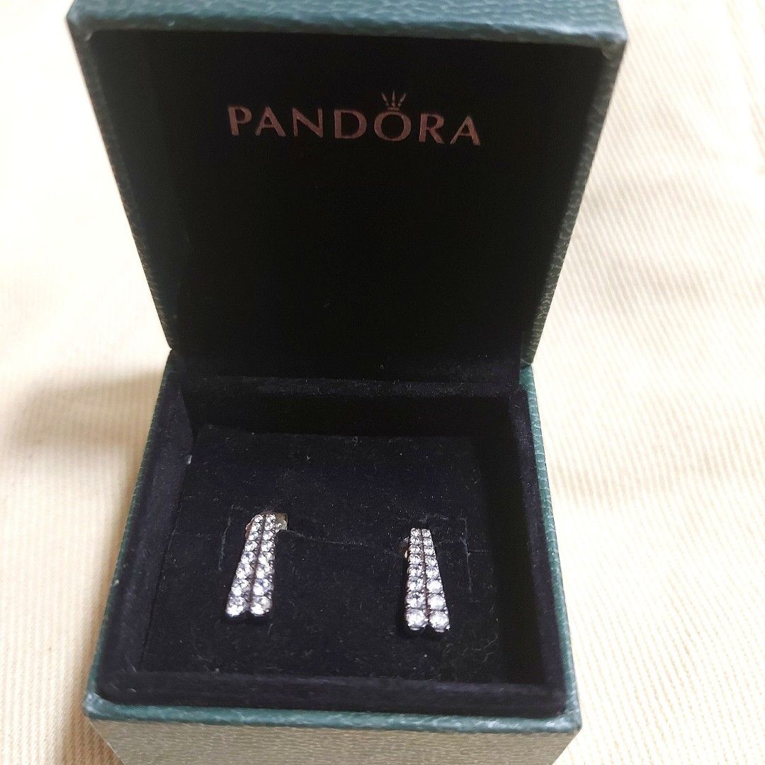 Pandora shooting star earrings on sale
