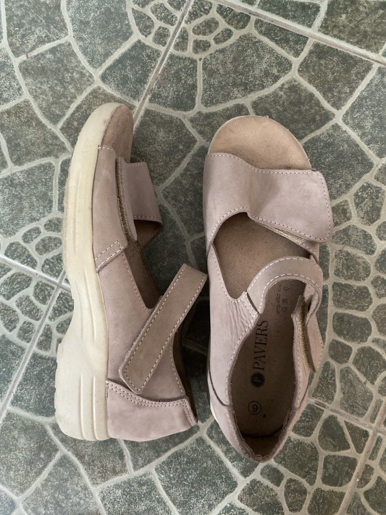 Pavers strappy sandals top