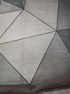 Preloved Geometric Carpet