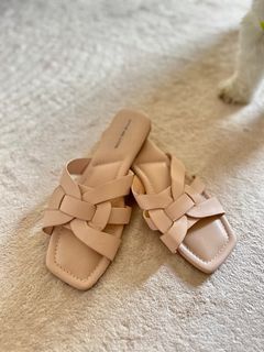 Preloved Louise&Louise Sandals