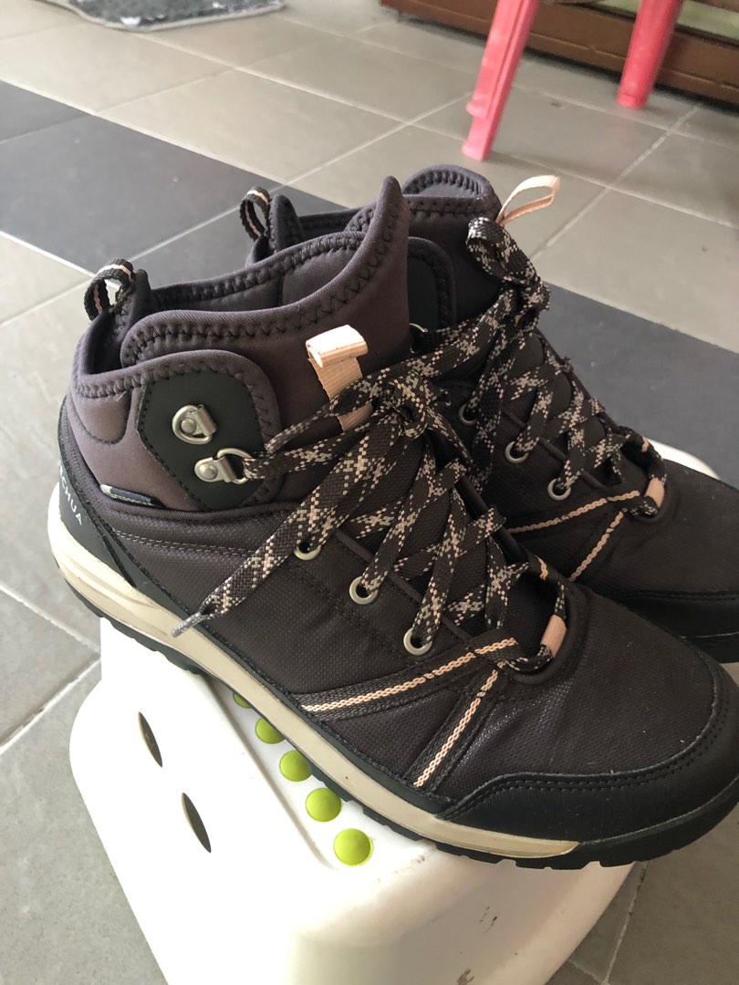quechua hiking shoes womens