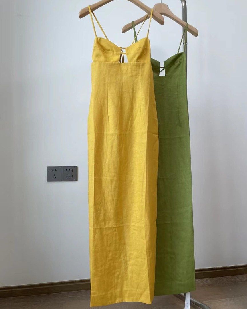 Reformation sunflower dress 2025