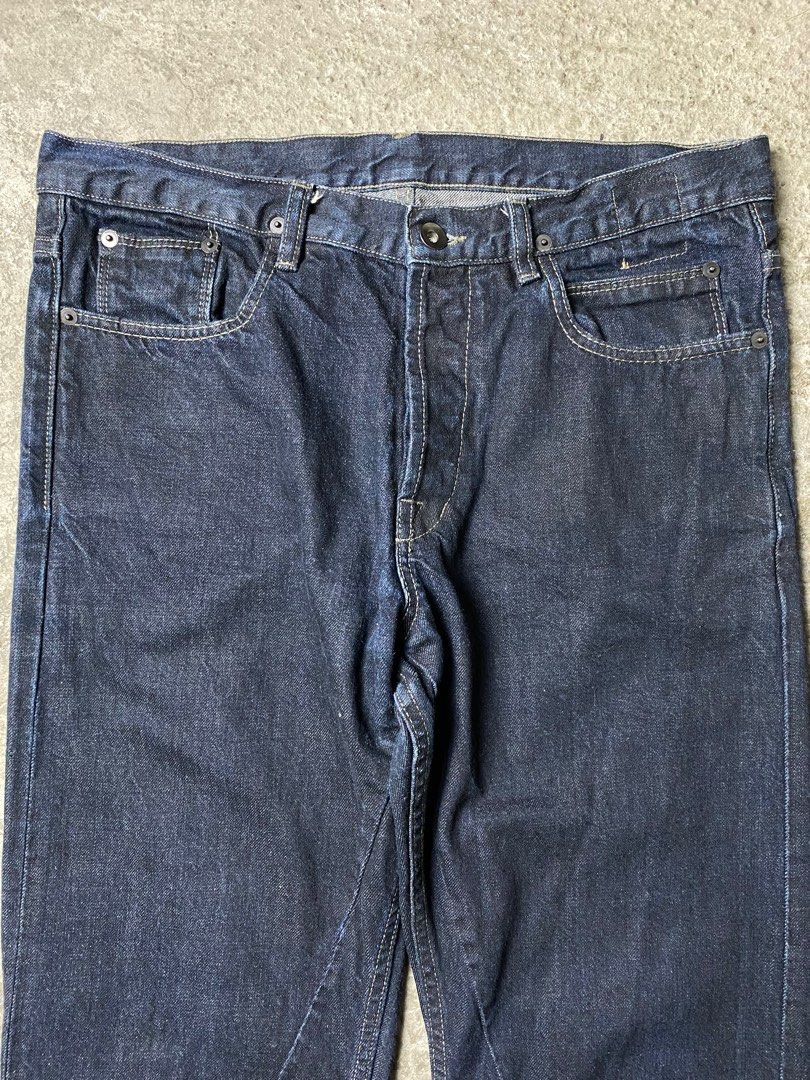 Rick Owens Berlin Cut Selvedge Denim (Category: Jeans) located in Quezon City. Submitted by insidethreads_ (Listing ID 1304436712, Image 2). Description: Size: 32 Length: 43.5 Inseam: 32.5 Thigh: 11 Knee: 8 Leg opening: 7.5 Front rise: 11 Condition: 9/10 Made in Italy Berlin Cut .