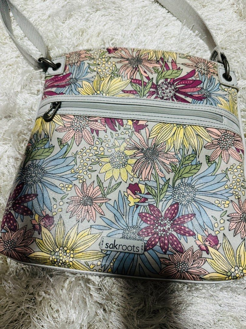 SAKROOTS sling bag Women s Fashion Bags Wallets Cross body Bags on Carousell