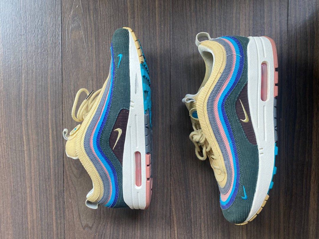 shawn witherspoon shoes