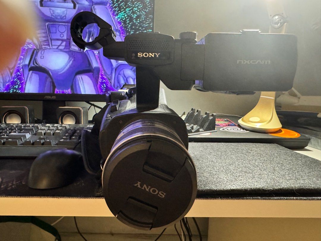 Sony Camcorder nxcam nex-ea50, Photography, Cameras on Carousell
