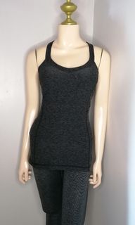 SPORTS TOP UNDER ARMOUR TANK TOP (S)