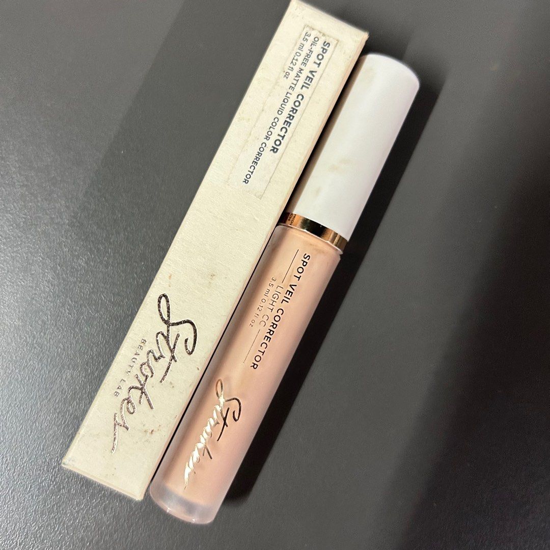 Strokes Spot Veil Concealer in Light CC (Category: Makeup) located in Caloocan City. Submitted by escolar (Listing ID 1304427996, Image 2). Description: 90-95% Full Stain on handle from makeup powder .