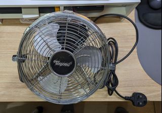 (Category: ) located in . Submitted by w055026 (Listing ID 1304282031, Image 1). Description: .
