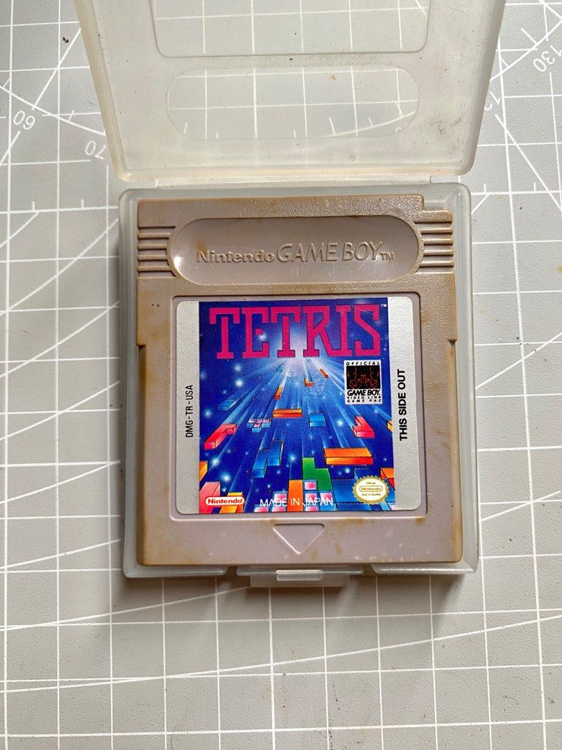 Tetris Gameboy DMG Game (Category: Nintendo) located in Quezon City. Submitted by retroatticshop (Listing ID 1304321770, Image 2). Description: - Authentic - Cartridge only - Tested and in good working condition SF is shouldered by the buyer MOP: Gcash MOD: Lalamove / Gogo Express .