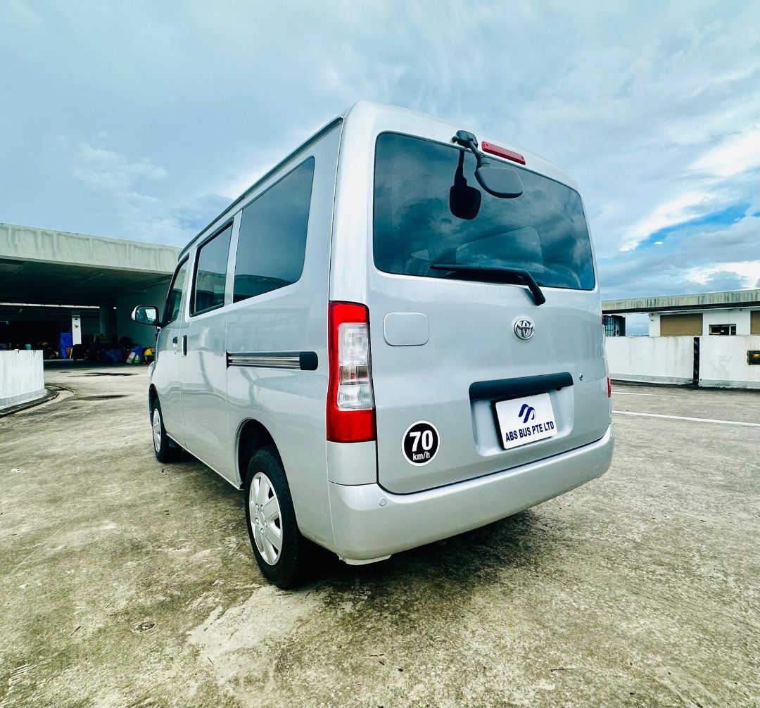 Toyota Townace 1.5 GL Auto (Category: Used Commercial Vehicles for Sale) located in Singapore. Submitted by absbus (Listing ID 1304365051, Image 3). Description: 🔥TOYOTA LITEACE 1.5 GL AUTO🔥 Register Date : Mar 2022 COE Left : 6yrs 9mths ⭐1 Owner Only !!! ⭐Healthy Gear Box and Engine. ⭐Free Lifetime Servicing + 2 years warranty engine & gearbox ! ⭐Plus, receive an 8% rebate on the insurance premium! 💰Want For High Loan? No Problem, We Can Do I