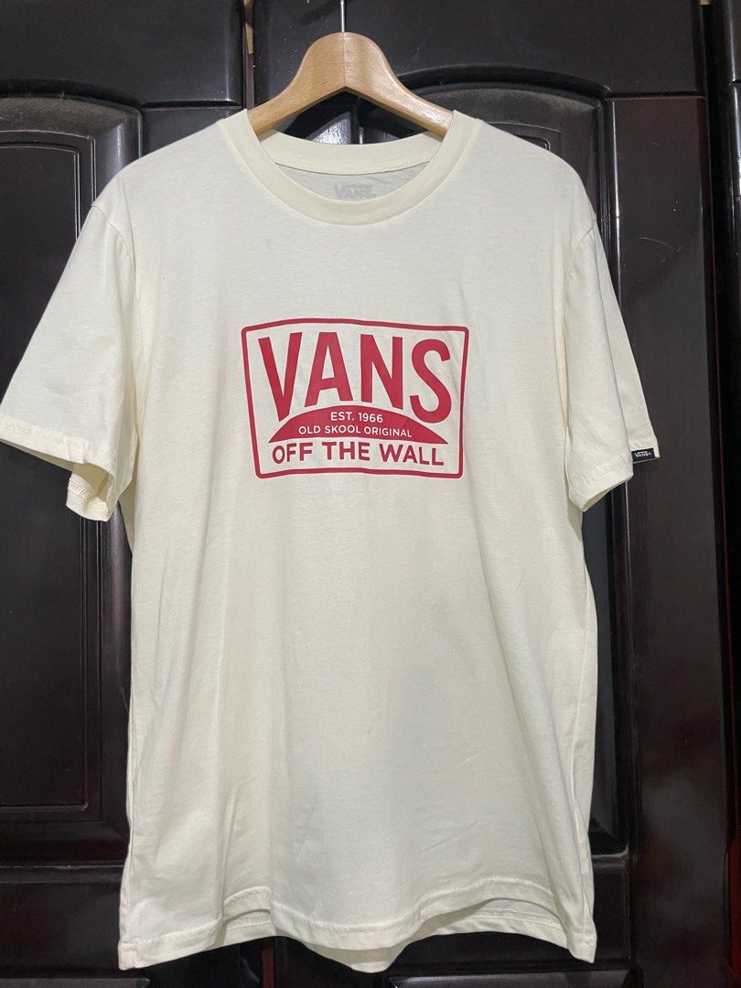 Vans off white tee (Category: Tshirts & Polo Shirts ) located in Dasmarinas. Submitted by matt.declutter (Listing ID 1304355954, Image 1). Description: 21 x 28.5 brand new .