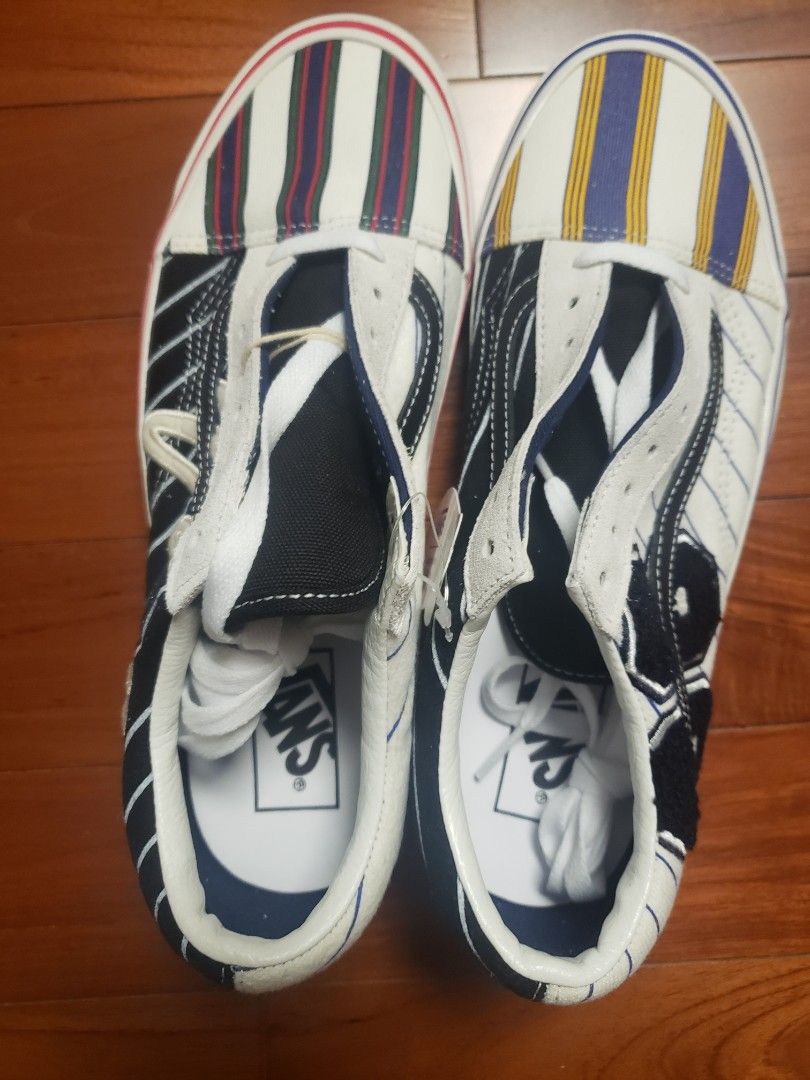 Vintage vans sneakers 2025