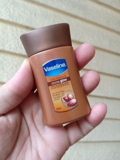 Vaseline Body Lotion Cocoa Scent