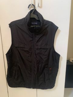 vest black