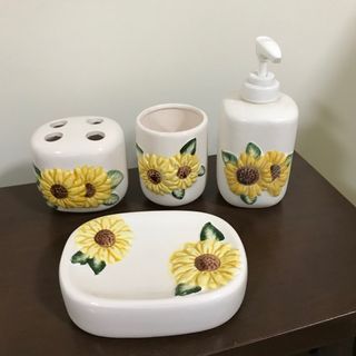 Vintage Sunflower Bathroom Decor