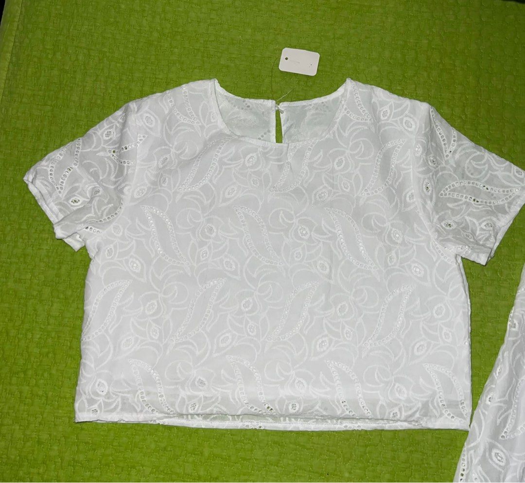 White Eyelet Coordinates (Category: Sets or Coordinates) located in Tarlac. Submitted by prelovedbyfao (Listing ID 1304403280, Image 2). Description: Bought in Bkk Selling low Never used, with tag Fits XS-M.