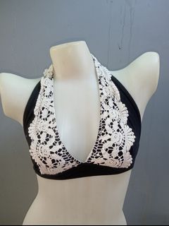 XS OUT FROM UNDER BRA NOT PADDED NONWIRE