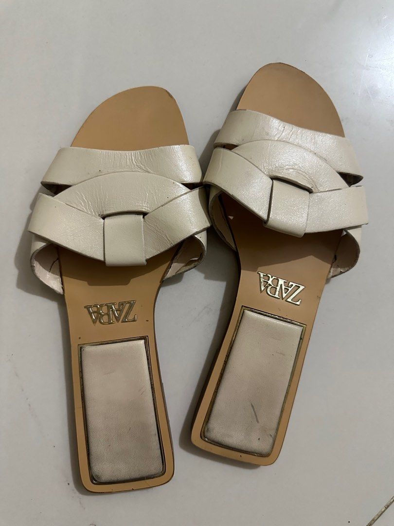 Zara Sandals Flats in Ecru White (Category: Flats & Sandals) located in Quezon City. Submitted by mcsvr (Listing ID 1294968526, Image 1). Description: Too small for me.