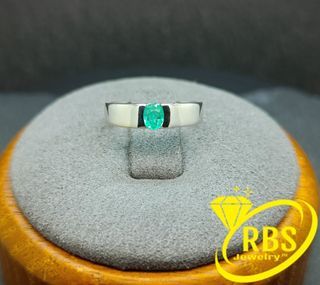 14k Colombian Emerald Ring