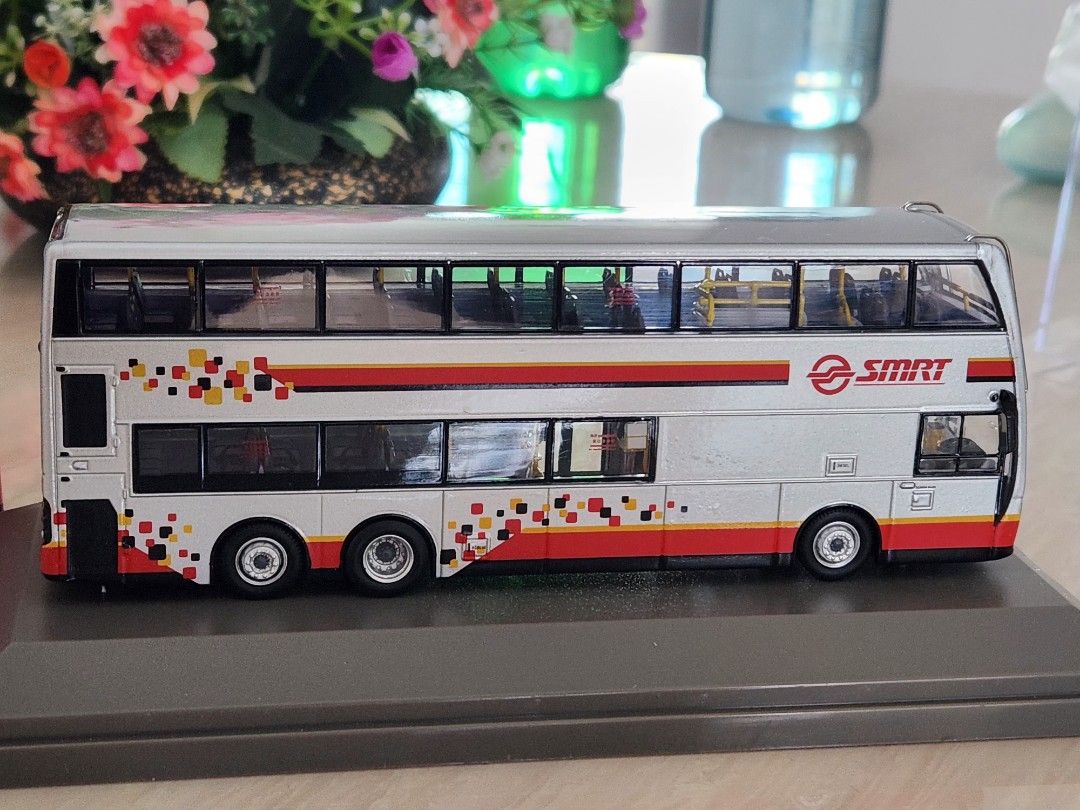 1:76 SMRT pixelated Enviro 500 (Service 960) [Special offer price ...