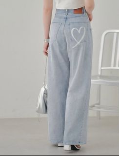 （分類：）位於 。 由 jansworld 提交（商品編號 1304514784，圖片 1）。簡介： 。