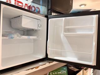 AMERICAN HOME PERSONAL REFRIGERATOR, SINGLE AND TWO DOOR