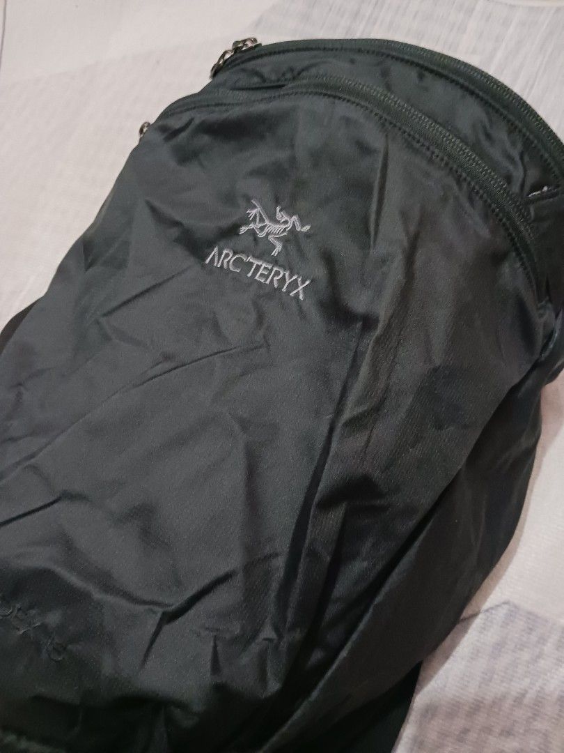 Arcteryx Index 15 (Category: Backpacks) located in Subic. Submitted by thriftpoison (Listing ID 1304478014, Image 3). Description: Arc'teryx Index 15 packable approx 15L L17 w13 like new 1499.